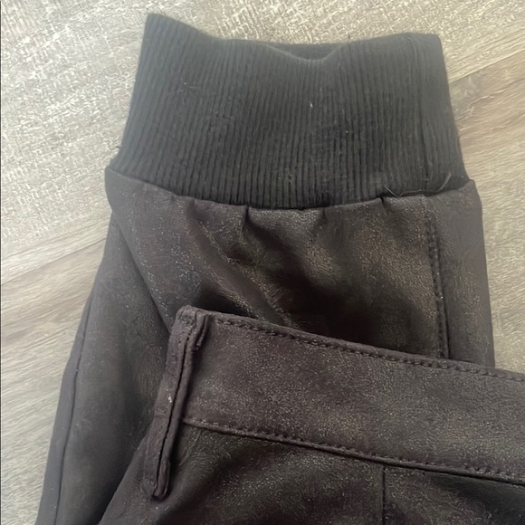 Women’s Mother The Pleated Trainer  Black Jogger Pants - Picture 4 of 7